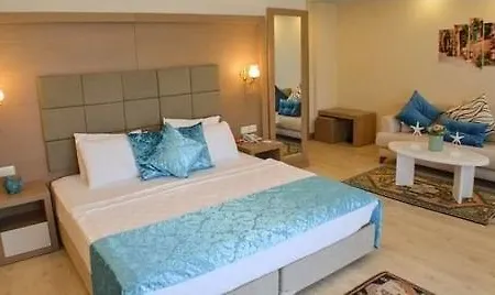 Beyaz Göltürkbükü