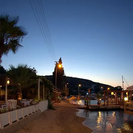 Beyaz Göltürkbükü