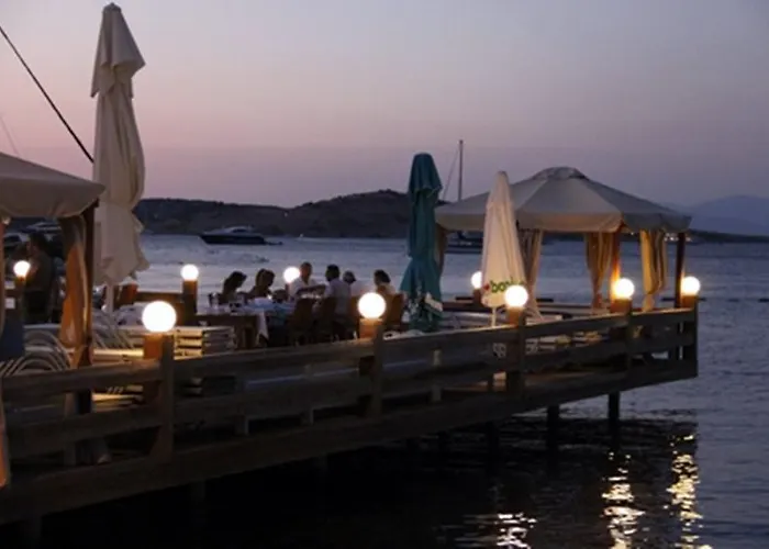 Beyaz Hotel Golturkbuku